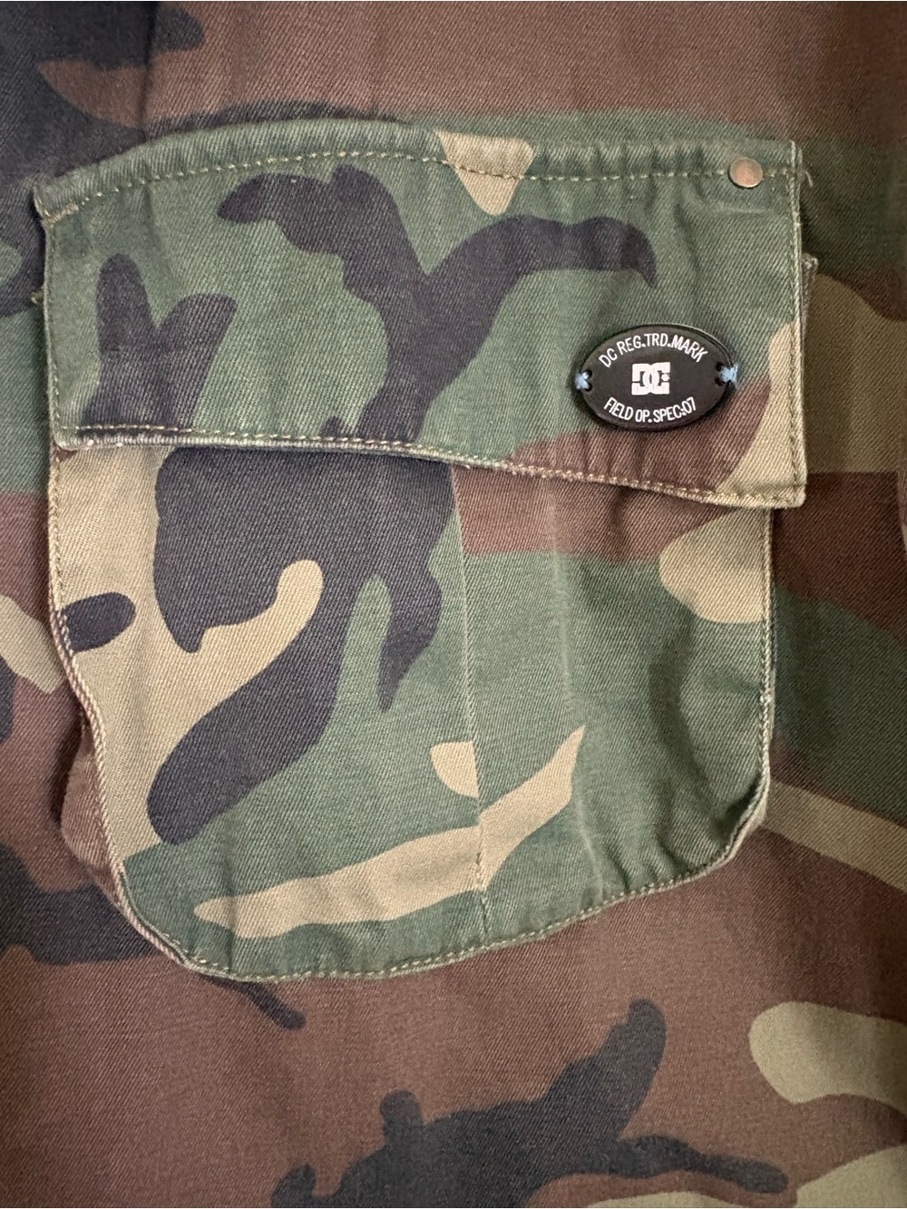 DC Men's Woodland Camo Field Jacket - Green/Brown Size Medium - Picture 11 of 14
